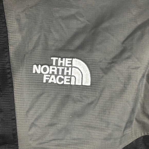 The north face boys jacket 18-20 - Picture 7 of 11
